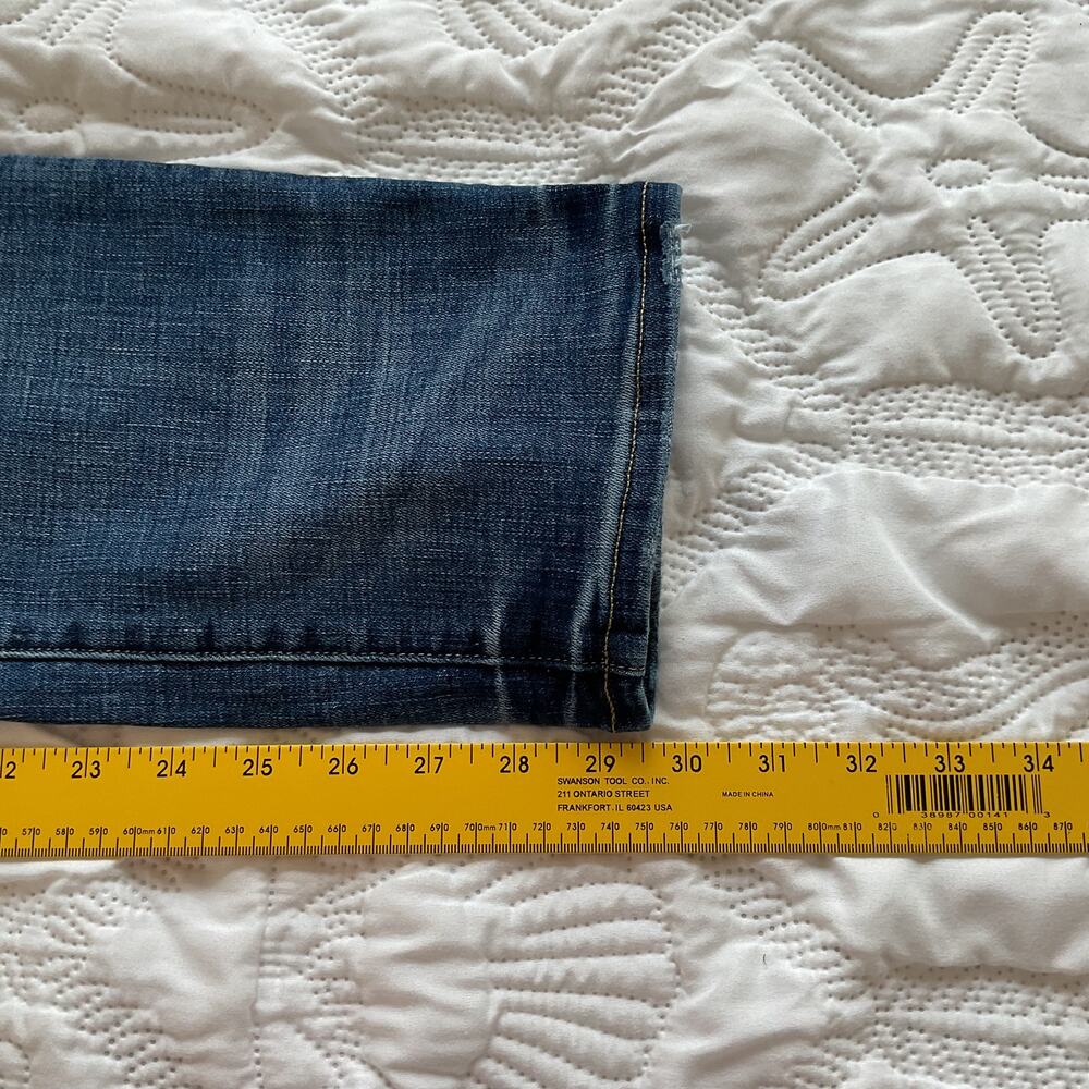 American Eagle Next Level Original Straight Fit Dark Wash Mid Rise Size 30 x 32 - Picture 9 of 13